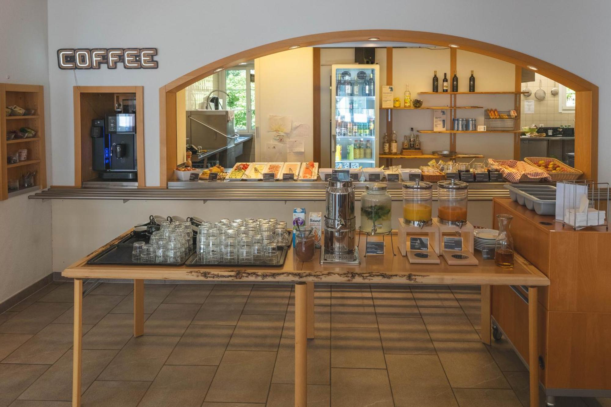 Engelberg Youth Hostel Exterior photo